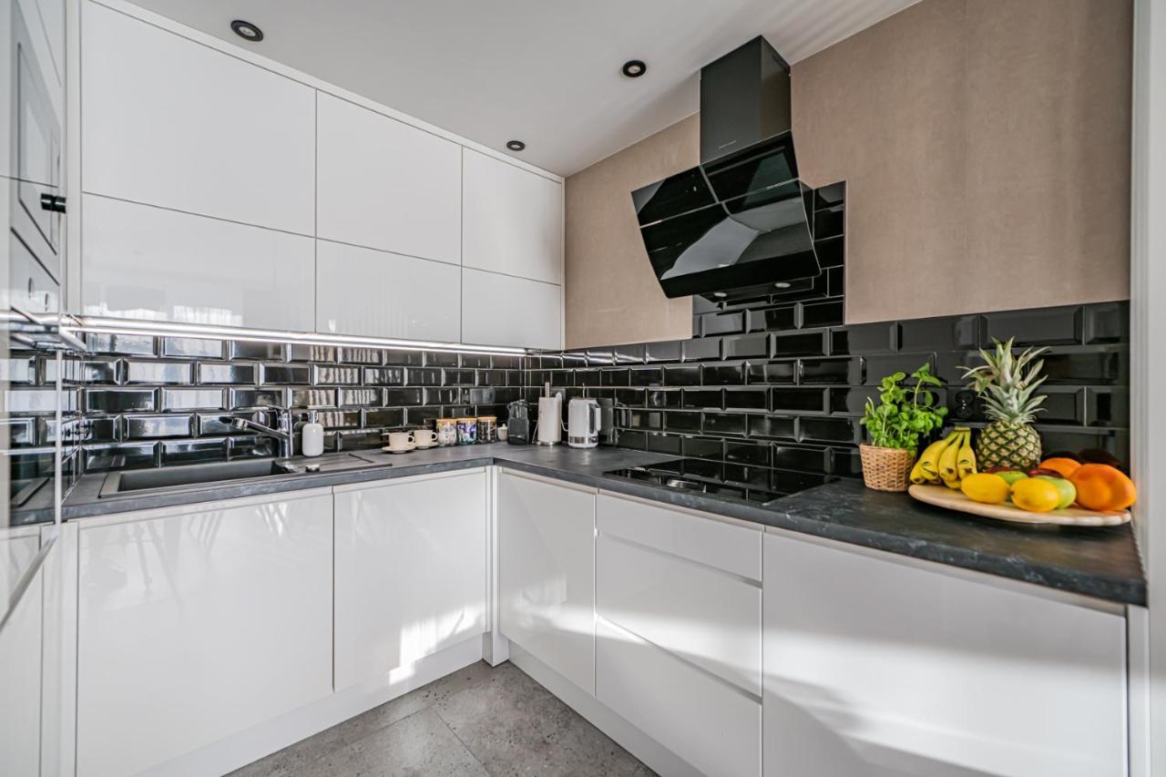 Apartment 24H With Free Garage And Ac Jagielly 5 Wrocław Zewnętrze zdjęcie